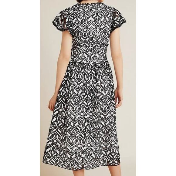 NWT ML Monique Lhuillier Embroidered Lace V-Neck Midi Dress Size 4 - Picture 3 of 8